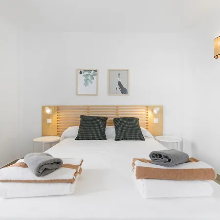 Navya - Vipvipvillas Playa Blanca (Lanzarote)