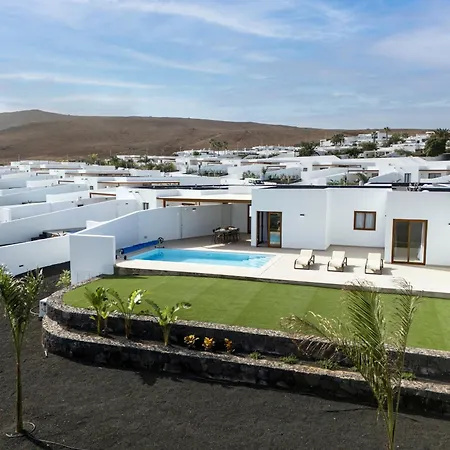 Navya - Vipvipvillas Βίλα