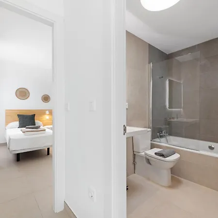 Navya - Vipvipvillas * Πλάγια Μπλάνκα