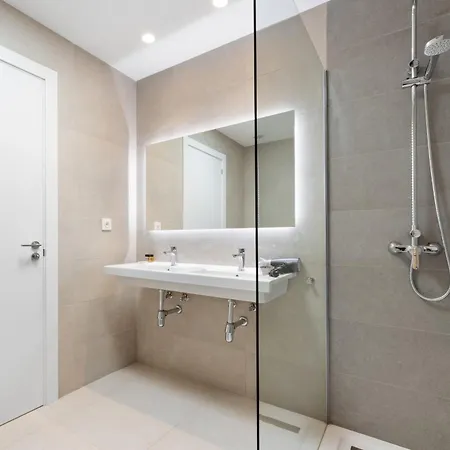 Navya - Vipvipvillas Βίλα