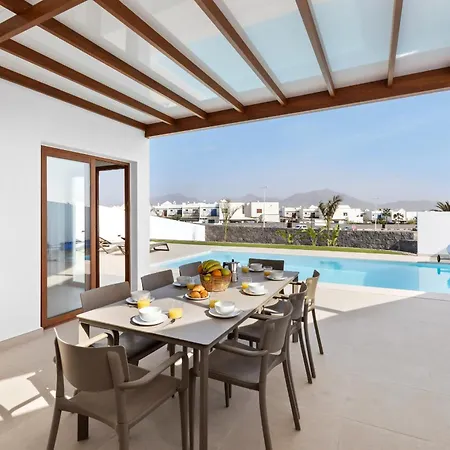 Βίλα Navya - Vipvipvillas